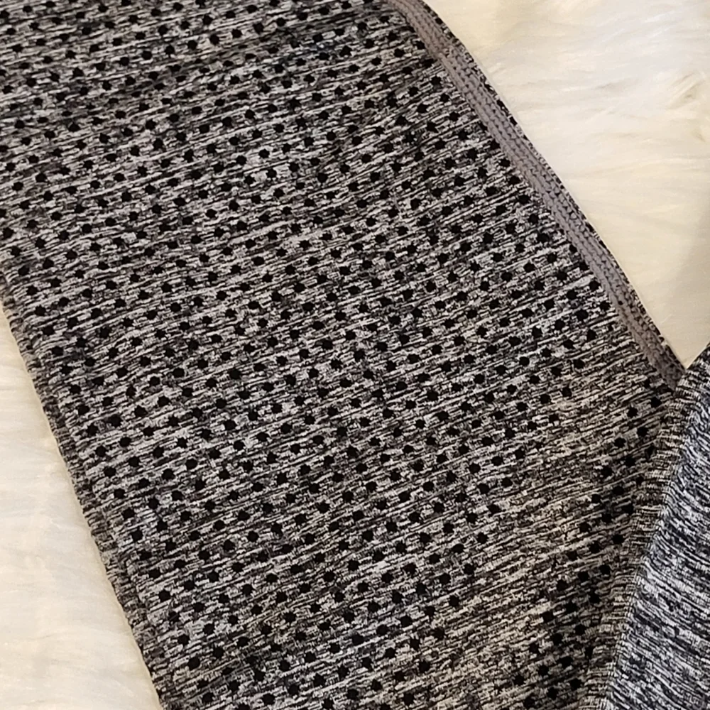 Mono B Gray Compression Leggings - Picture 3 of 8